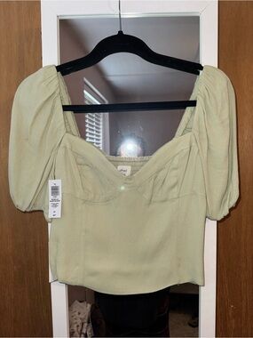 NWT ARITZIA NOVELLA TOP